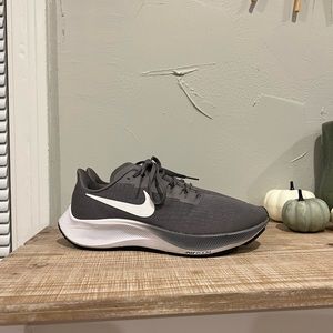 Nike Air Zoom Pegasus 37 Sneaker